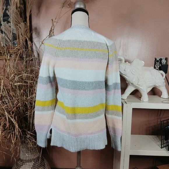 LOFT Light Striped Stripes Size Medium M Sweater Crew Neck Pastel Light Color - Picture 4 of 8